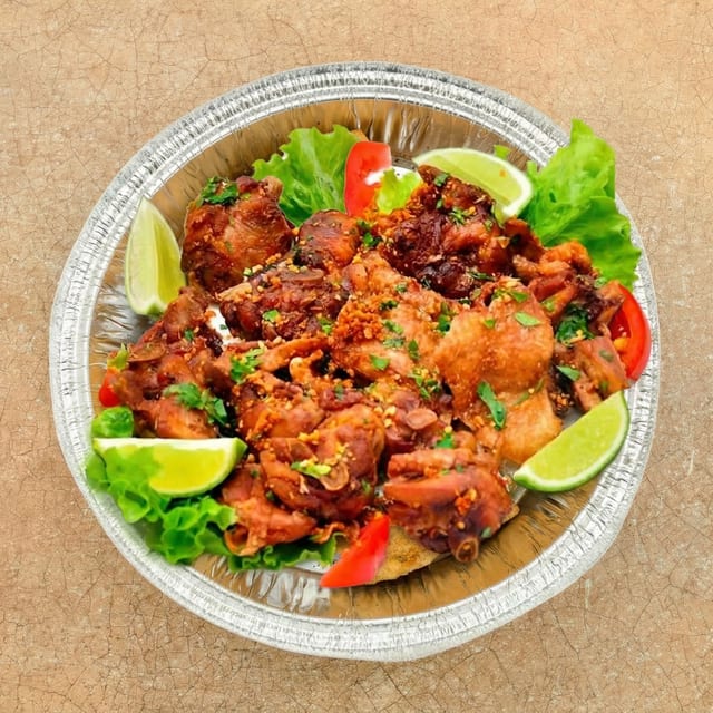Frango À Passarinho.