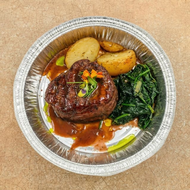 Filet Mignon (8 oz).