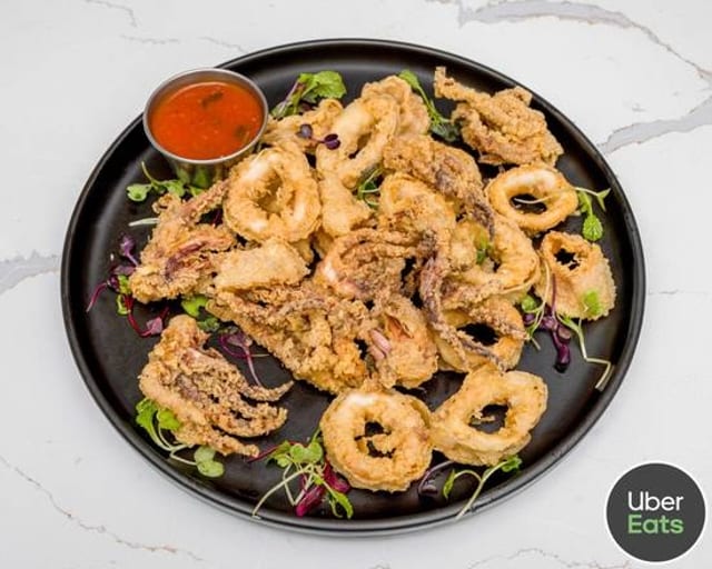 Fried Calamari with Shrimp.